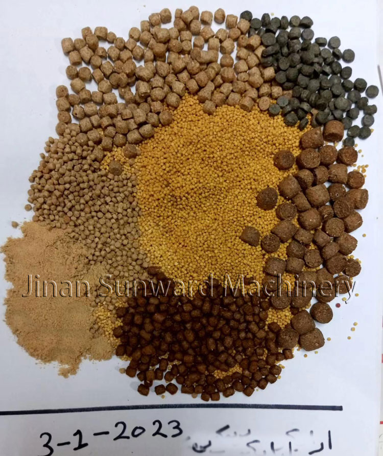 производитель корма для рыб.jpg